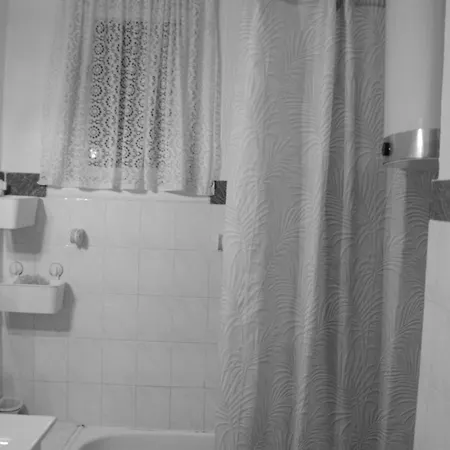 Cerak Lux * Belgrade